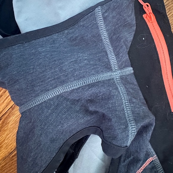 Lululemon speed up shorts - Picture 2 of 4